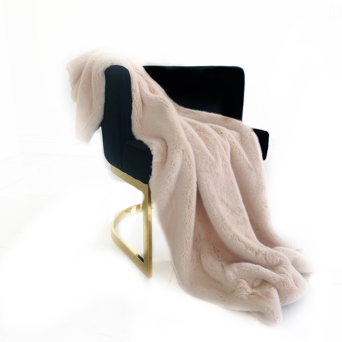 Plutus Pink Plush Faux Fur Luxury Throw Blanket
