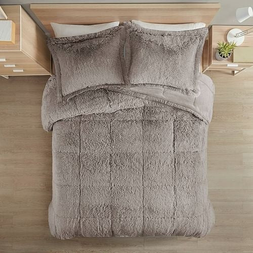 Full/Queen Grey Soft Sherpa Faux Fur 3-Piece Comforter Set with Pillow