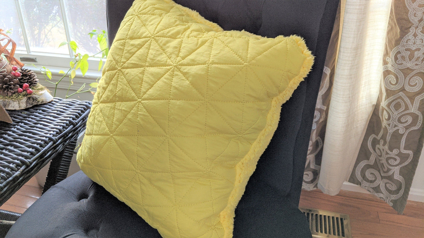 DaDa Bedding Hand-Made Tuscan Sun Yellow Sherpa Backside Quilted Throw