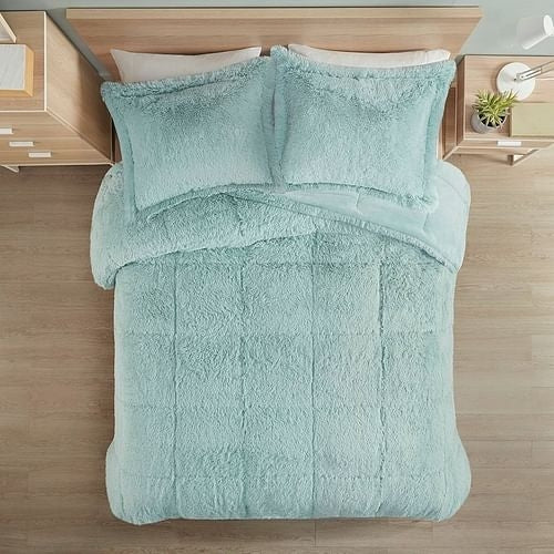 King/CAL King Soft Sherpa Faux Fur 3-Piece Comforter Set in Light Teal