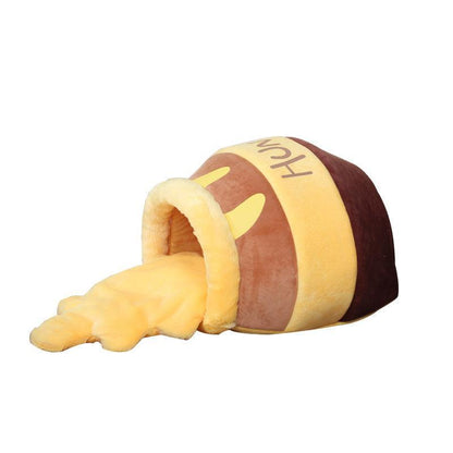 Cozy Cat Cave - Plush And Warm Hideaway For Cats And Kittens